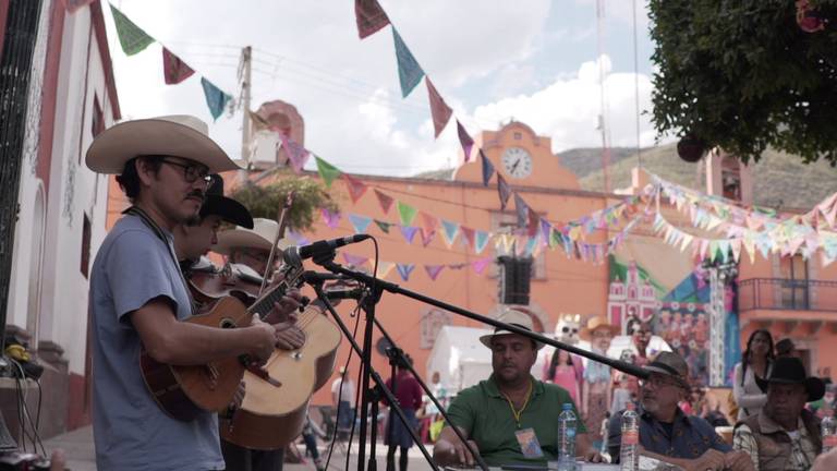 Se despide Guillermo Velázquez en el 40 Festival del Huapango Arribeño en  Xichú - El Sol de León | Noticias Locales, Policiacas, sobre México,  Guanajuato y el Mundo