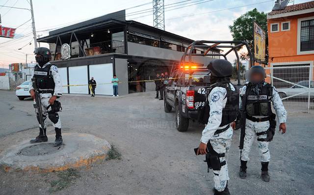 VIDEO] Balean a hombre en restaurante de mariscos - Noticias Vespertinas |  Noticias Locales, Policiacas, sobre México, Guanajuato y el Mundo