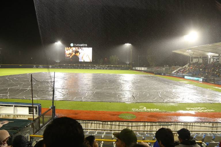 Bravos de León regresan al estadio Domingo Santana pese a la lluvia - Grupo  Milenio